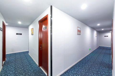 悦季酒店(巴中江北客运中心城市广场店)