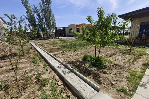 南河清泉|草原湿地风情山泉度假美宿(伊宁喀什镇店)