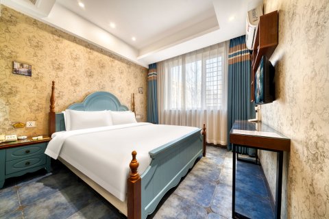 艾居连锁酒店(盖州中心医院火车站)