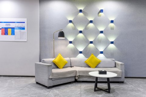 7天优品酒店(兴义桔山广场梦乐城购物中心店)