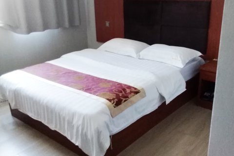 清水河镇丽都商务宾馆