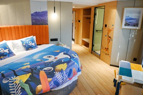 星程酒店(福州三坊七巷南门兜地铁站店)