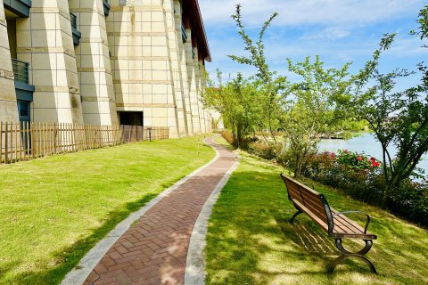 昆山花桥中城假日酒店