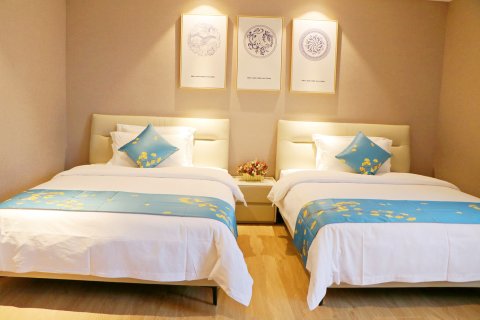 弥勒金鼎大酒店(红河水乡湖泉生态园店)