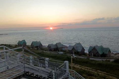 金石湾海石崖民宿