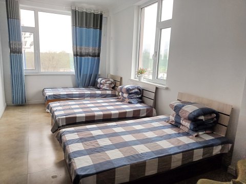 龙湾山泉游泳乐园民宿