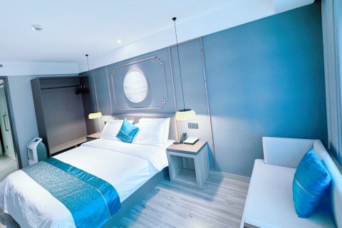 云上四季尚品酒店(昆明南屏步行街百大店)