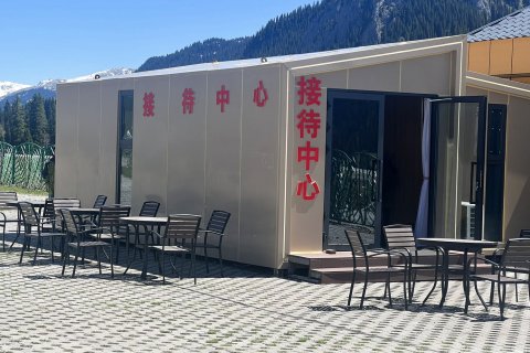独库唐布拉野奢度假酒店