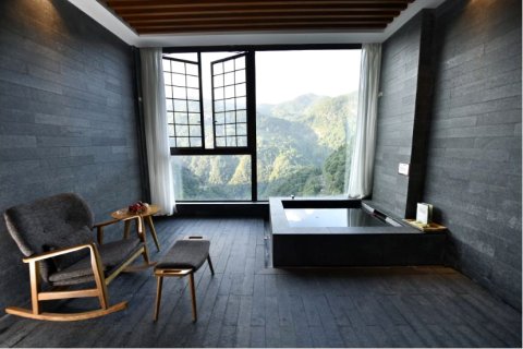 泰顺玉龙山氡泉度假村