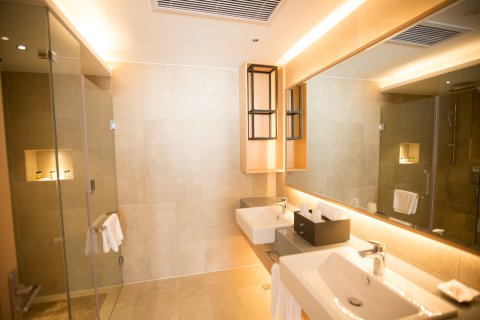 弥勒金鼎大酒店(红河水乡湖泉生态园店)