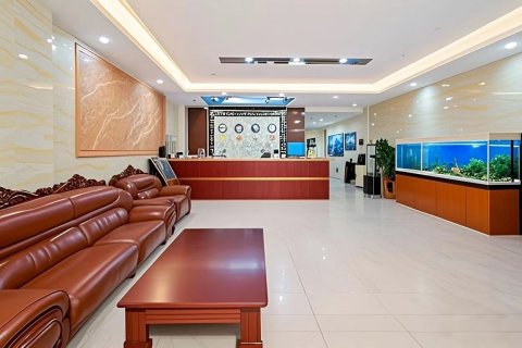 汇泉丽都酒店(奎屯友好商场红旗小吃街店)