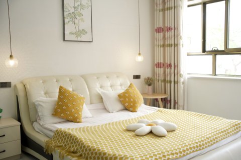 特克斯春舍民宿(八卦城之夜店)