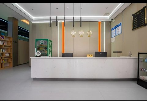 富川浠岸酒店