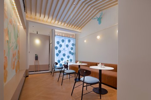 趣柯里酒店(长沙五一广场IFS国金中心店)