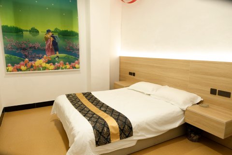 和龙天名时尚宾馆