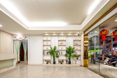 陵水豪庭酒店(陵水高铁站汇丰广场店)