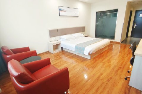 如家华驿精选酒店(阜阳阜南县亚坤时代广场店)