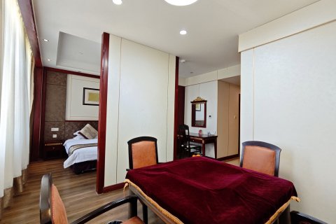 孝感鸿博大酒店(孝感东站湖北工程学院店)