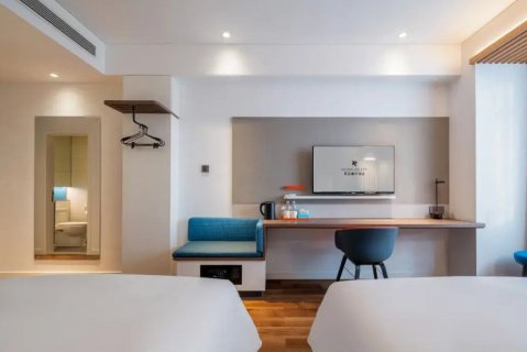 烟台金沙滩海水浴场丽呈睿轩酒店