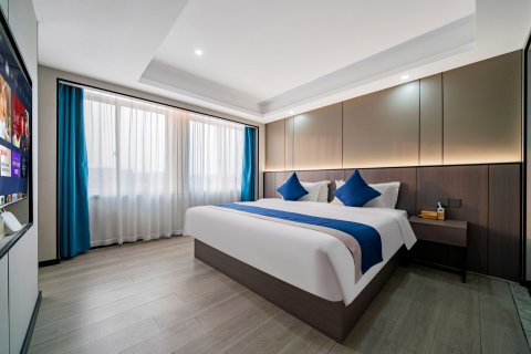 铂林 · 酒店(诸暨高铁站店)