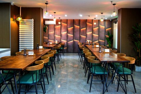 鼎江商务酒店(黑龙江公园店)