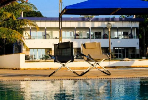 姆托尼海洋酒店(Mtoni Marine Hotel)