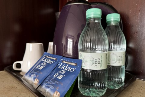 东方客栈(东莞国贸鸿福路地铁站店)