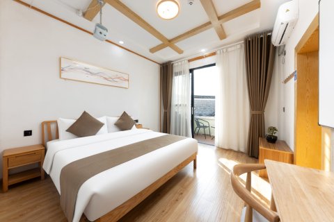 沱水谣·庭轩美宿(凤凰古城虹桥店)