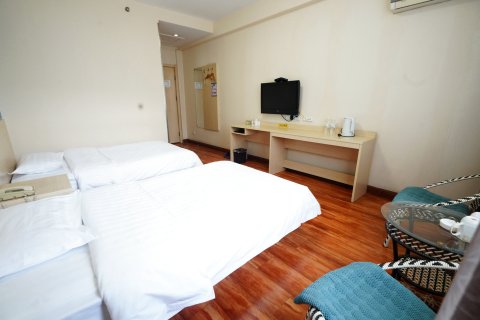 柏蔓酒店(济南火车站店)