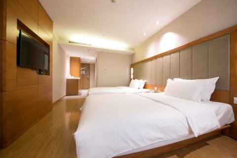 全季酒店(西安钟鼓楼五路口地铁站店)