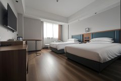 跨越大酒店(德化霞田文体园店)