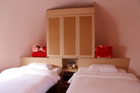 永泰云顶蚂蚁窝蛋居酒店