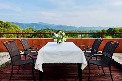 赤壁春泉庄酒店