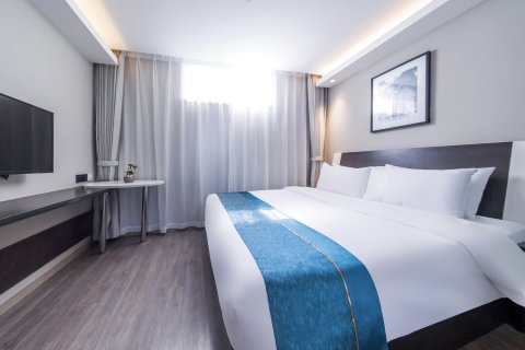 云上四季尚品酒店(昆明老街南屏步行街店)