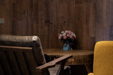 静谧小应客栈(稻城亚丁景区游客中心店)