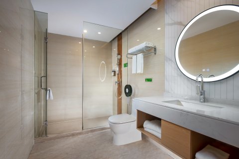 维也纳酒店(深圳石岩石龙社区店)