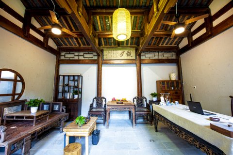 青城后山山水合院民宿