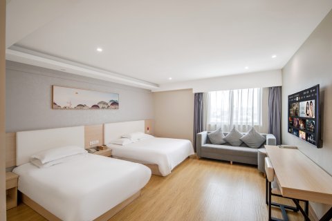 怡莱精品酒店(泉州西街钟楼店)