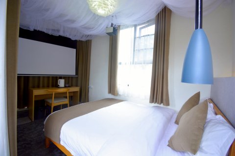 沱水谣·庭轩美宿(凤凰古城虹桥店)