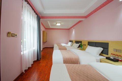 拉萨随遇民宿(拉萨八廓街大昭寺店)