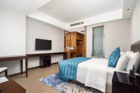 世纪精华大酒店(榆林高新万达广场店)