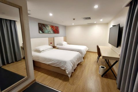 怡莱精品酒店(泉州西街钟楼店)