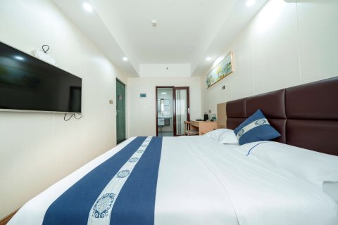 成都鑫源酒店(成都春熙路太古里店)