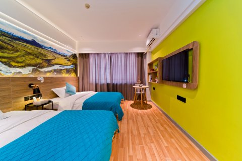 52连锁酒店(桂林火车站象鼻山店)