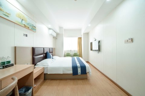 成都鑫源酒店(成都春熙路太古里店)