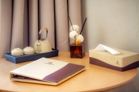 敦煌万弘国际酒店(沙洲夜市店)