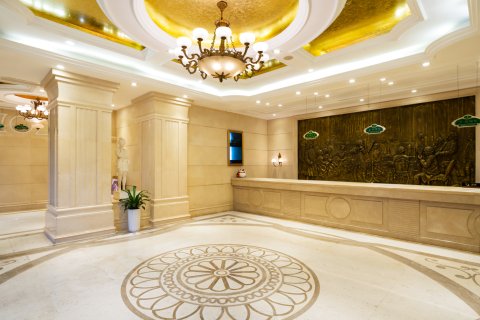 维也纳国际酒店(深圳石岩上屋地铁站店)