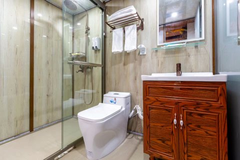 巴塘世纪主题酒店