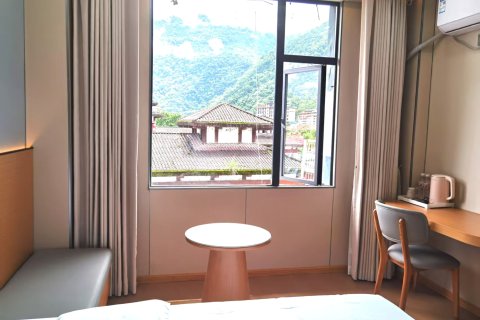 墨脱永逸优选酒店