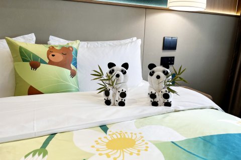 武汉君宜王朝大饭店(武汉大学街道口地铁站店)